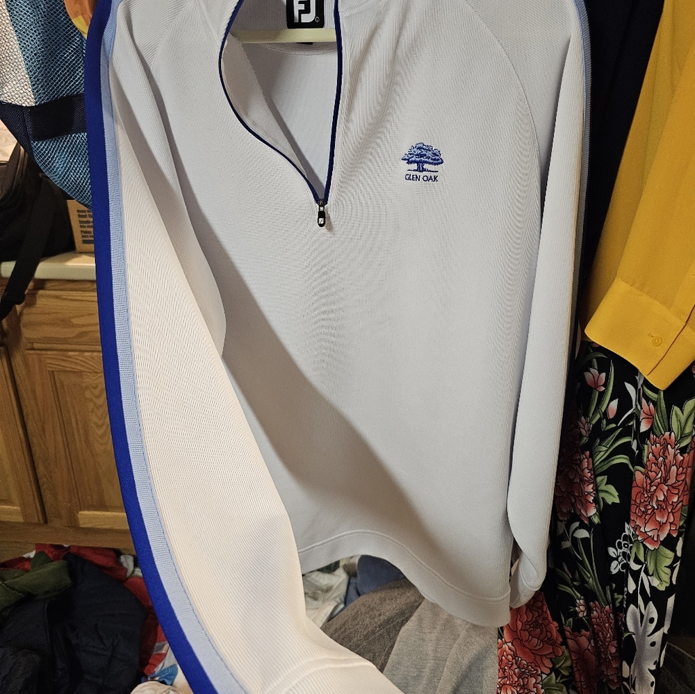 Footjoy 1/4 zip long sleeve pullover - Picture 4 of 5